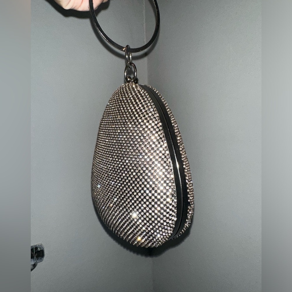 Diamanté rhinestone egg-shaped party handbag purse